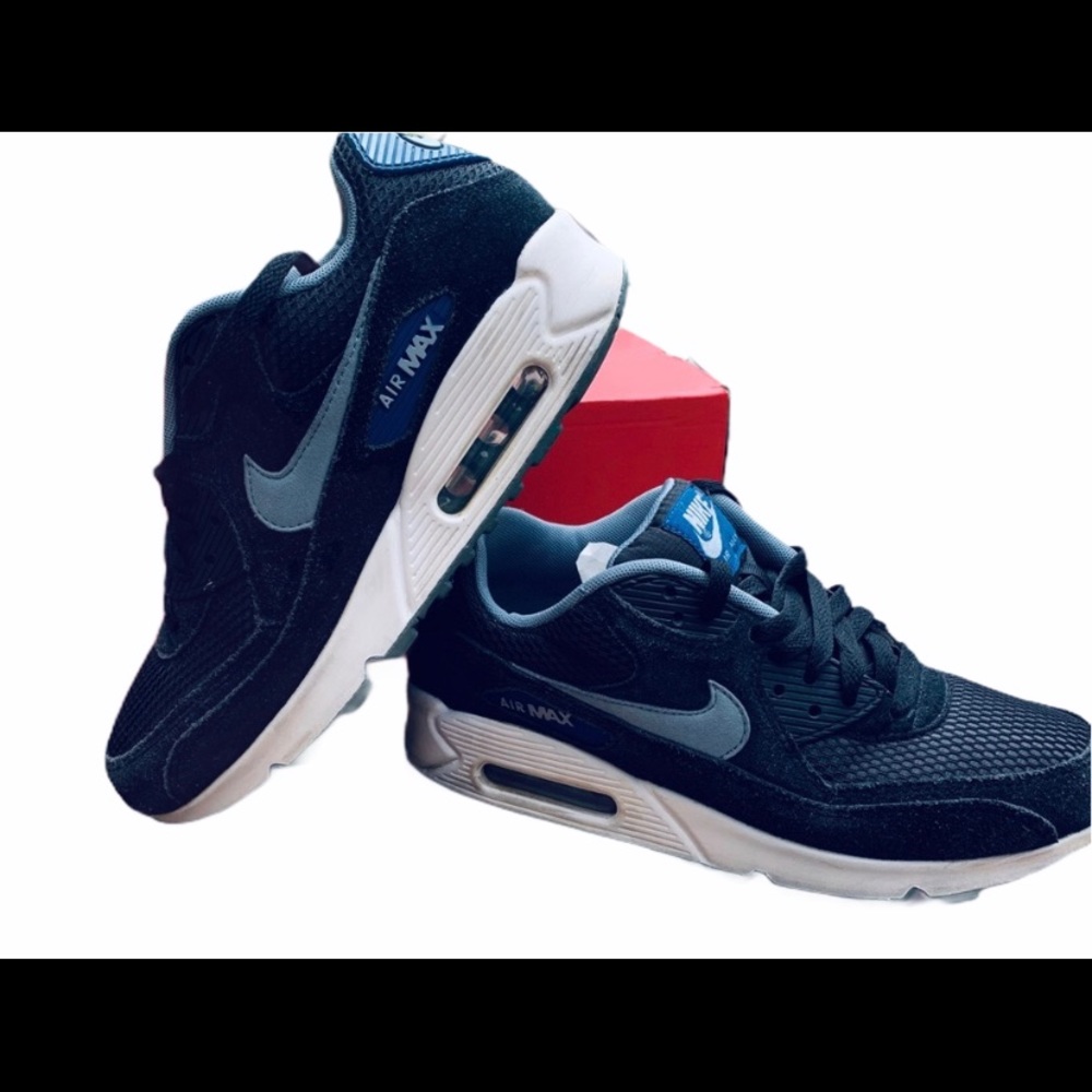 Nike Air Max 90 Essential • 537384-041 • Men's • 8 - Picture 6 of 11